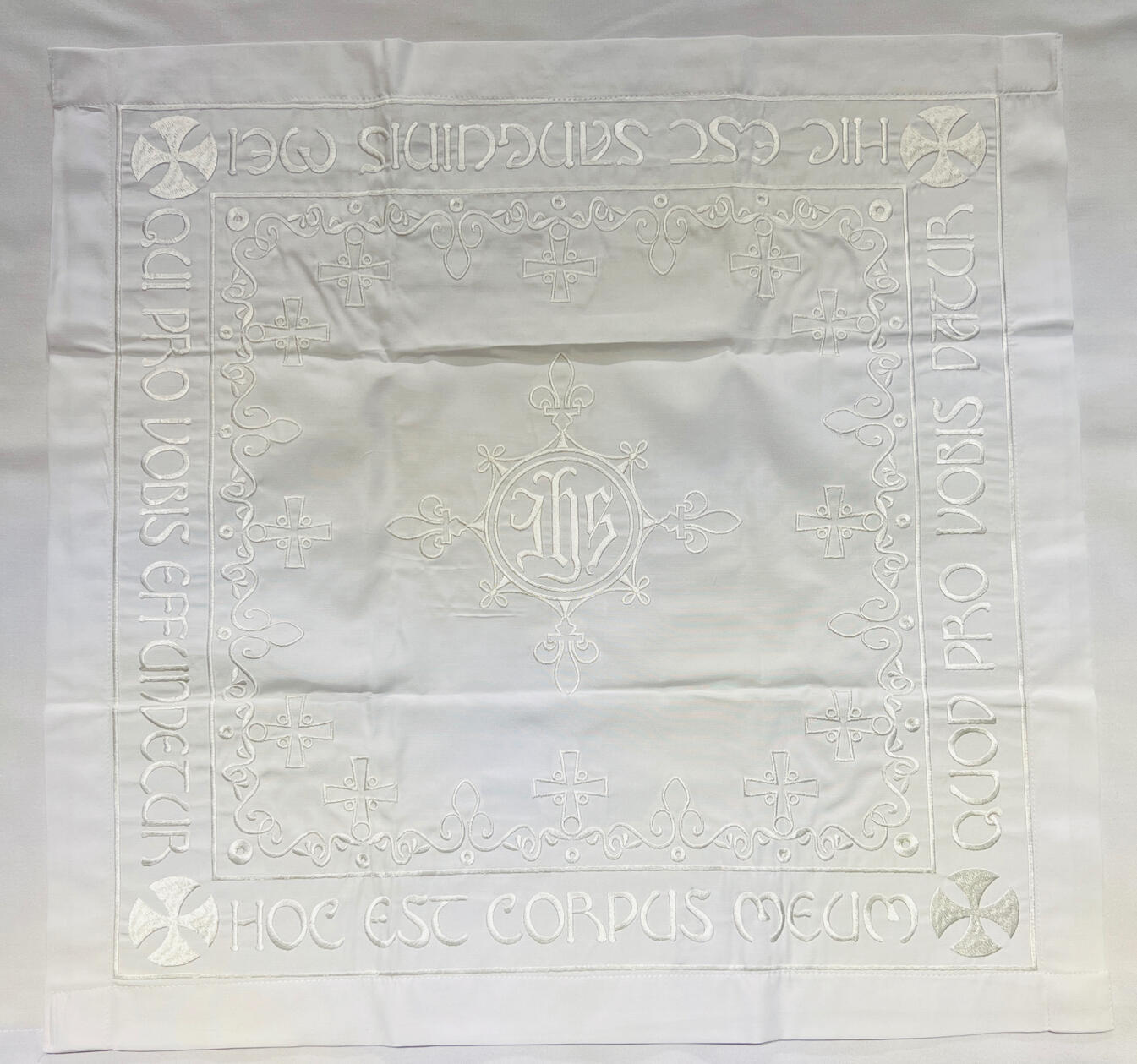 Caroline Society White